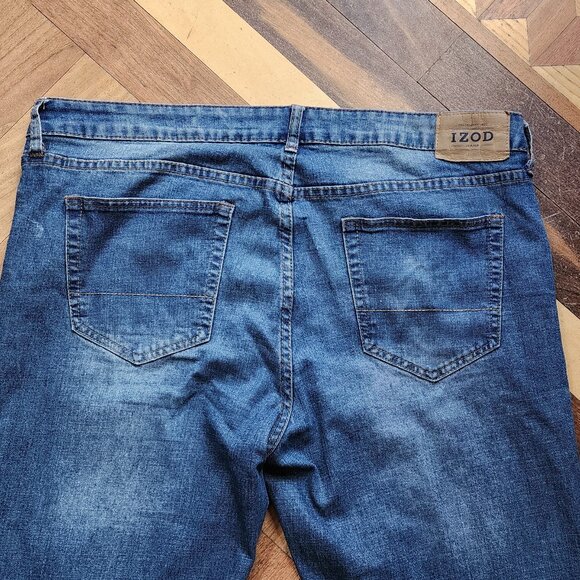 IZOD Comfort Stretch Medium Wash Straight Leg Jeans Size 38 - Picture 13 of 15